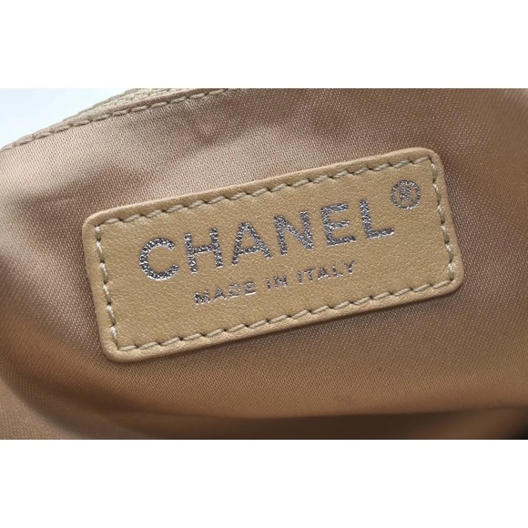 Chanel GOLD hobo bag - Picture 8 of 12